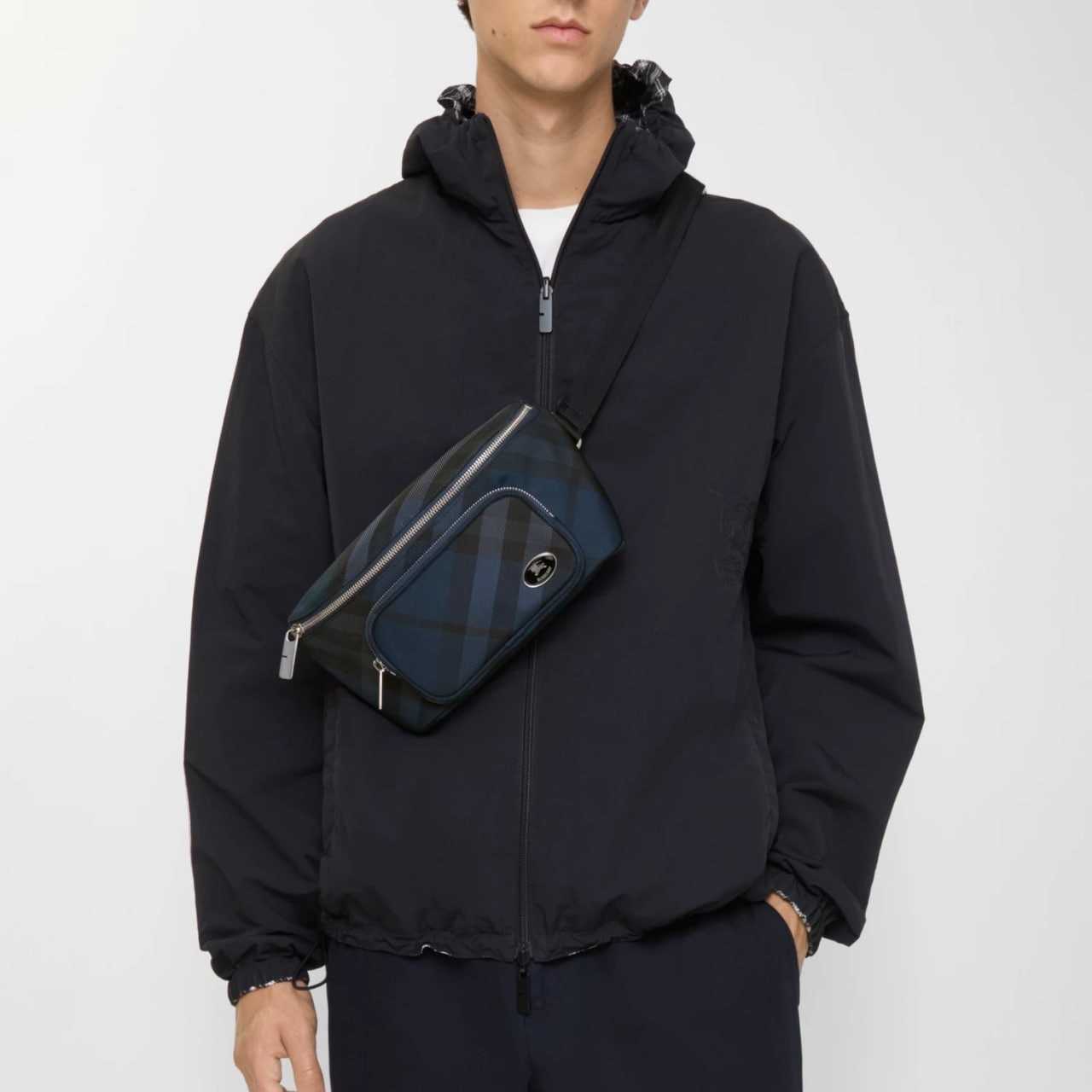 BURBERRY grid belt bag